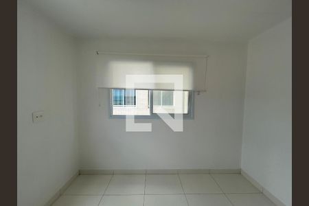 Sala e cozinha de apartamento para alugar com 1 quarto, 24m² em Jardim Placaford, Salvador