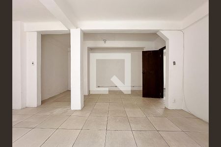 Quarto 1 de casa para alugar com 2 quartos, 70m² em Santo Antônio, Belo Horizonte