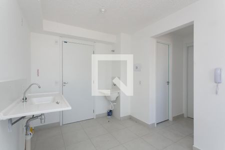 Sala / Cozinha  de apartamento à venda com 2 quartos, 45m² em Vila Carmosina, São Paulo