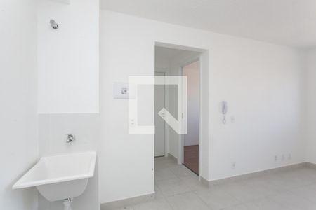 Sala / Cozinha  de apartamento à venda com 2 quartos, 45m² em Vila Carmosina, São Paulo