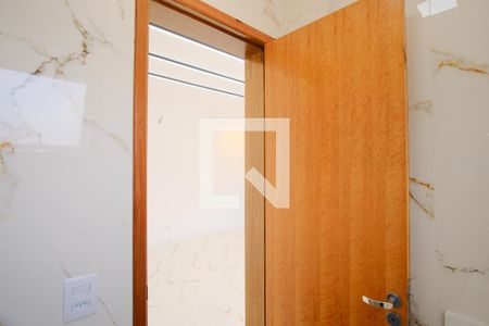 Lavabo de casa à venda com 3 quartos, 128m² em Vila Nova Manchester, São Paulo