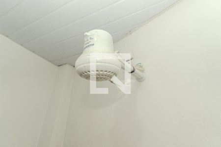 Banheiro de kitnet/studio para alugar com 1 quarto, 45m² em Bela Vista, São Paulo