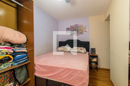 Quarto 1 de apartamento para alugar com 2 quartos, 50m² em Alto Boqueirão, Curitiba