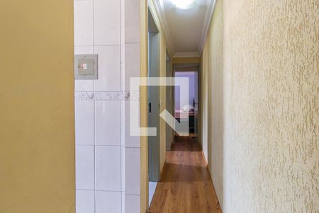 corredor de apartamento para alugar com 2 quartos, 50m² em Alto Boqueirão, Curitiba