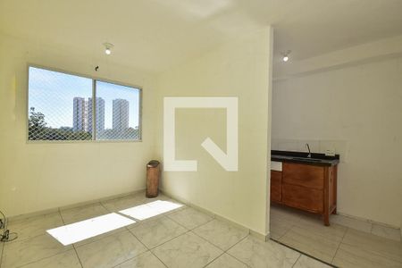 Sala de apartamento para alugar com 2 quartos, 42m² em Jardim Gilda Maria, São Paulo
