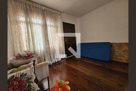 Sala 3 de casa à venda com 5 quartos, 236m² em Jardim Monte Azul, São Paulo