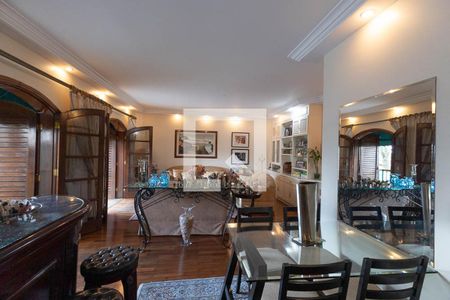 Sala 1 de casa à venda com 5 quartos, 284m² em Vila Paiva, São Paulo