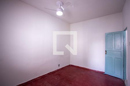 Quarto de casa para alugar com 1 quarto, 40m² em Jardim Catarina, São Gonçalo
