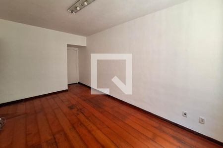 Sala de apartamento à venda com 2 quartos, 76m² em Icaraí, Niterói
