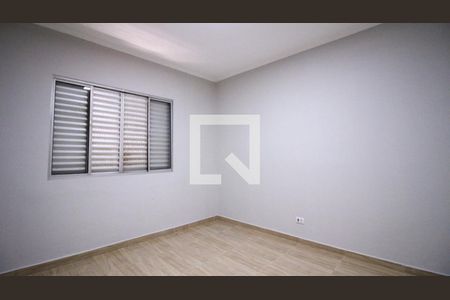 Casa para alugar com 2 quartos, 200m² em Jardim Guairaca, São Paulo