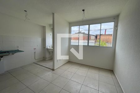 Sala de apartamento para alugar com 2 quartos, 41m² em Vila Ouro Preto, Duque de Caxias