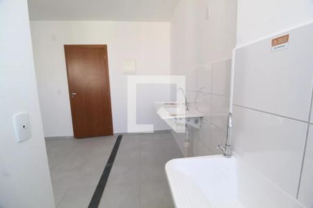 Cozinha de apartamento para alugar com 2 quartos, 50m² em Jardim Sul, Uberlândia