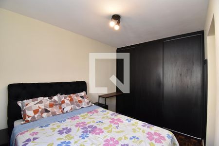 Quarto 1 de apartamento para alugar com 2 quartos, 46m² em Boa Vista, Curitiba