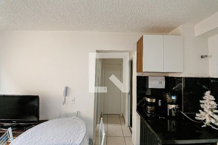 Sala e Cozinha de apartamento à venda com 2 quartos, 32m² em Vila Graciosa, São Paulo