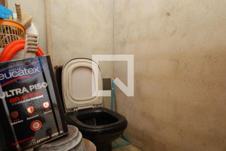Banheiro 2 de casa à venda com 1 quarto, 300m² em Vila Santa Teresinha, São Paulo