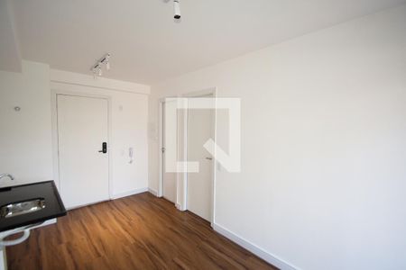 Sala studio de kitnet/studio à venda com 1 quarto, 28m² em Pinheiros, São Paulo