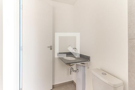 Banheiro de kitnet/studio à venda com 1 quarto, 24m² em Vila Buarque, São Paulo