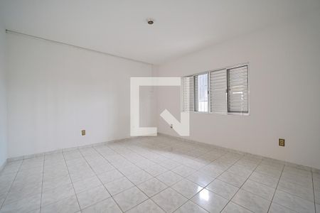 Quarto 1 de casa para alugar com 3 quartos, 120m² em Engenheiro Goulart, São Paulo