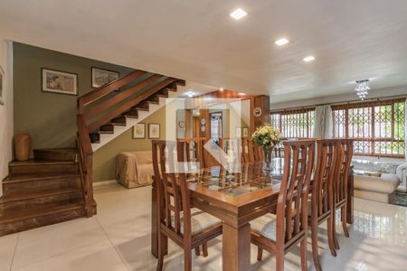 Sala de casa à venda com 4 quartos, 301m² em Jardim Itu, Porto Alegre