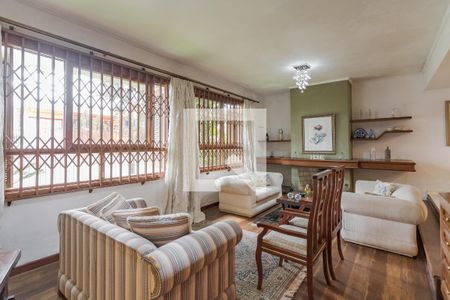 Sala de casa à venda com 4 quartos, 301m² em Jardim Itu, Porto Alegre