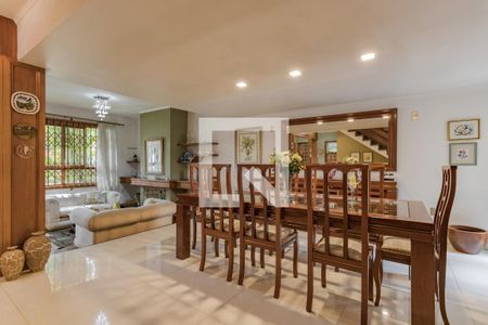 Sala de casa à venda com 4 quartos, 301m² em Jardim Itu, Porto Alegre