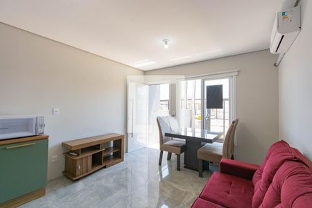 Casa à venda com 2 quartos, 80m² em Olaria, Canoas