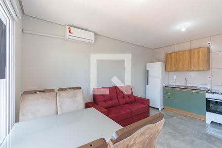 Casa à venda com 2 quartos, 80m² em Olaria, Canoas
