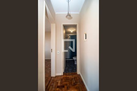 Corredor de apartamento à venda com 1 quarto, 40m² em Tristeza, Porto Alegre