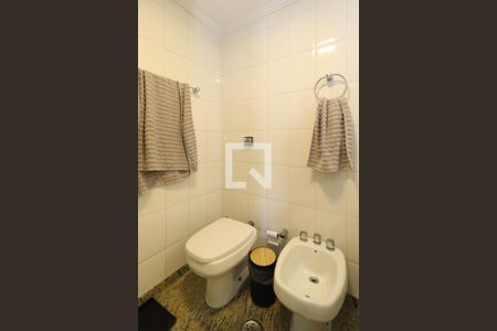 Banheiro da Suíte 1 de apartamento para alugar com 4 quartos, 150m² em Cerqueira César, São Paulo