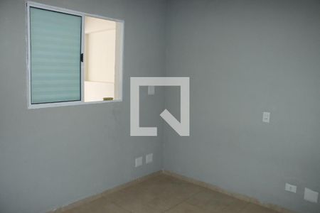 Casa para alugar com 1 quarto, 35m² em Jardim Santo Antonio, Embu das Artes