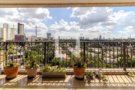 Varanda de apartamento à venda com 4 quartos, 226m² em Consolação, São Paulo