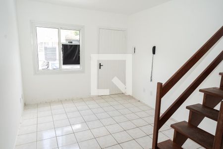 Sala de casa de condomínio à venda com 2 quartos, 74m² em Morro Santana, Porto Alegre