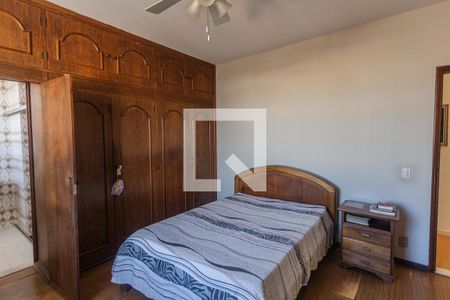 Suíte 1 de casa à venda com 6 quartos, 640m² em Santa Efigênia, Belo Horizonte