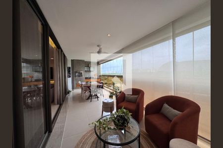 Varanda de apartamento para alugar com 3 quartos, 169m² em Barra da Tijuca, Rio de Janeiro