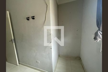 Quarto 2 de casa de condomínio para alugar com 2 quartos, 52m² em Recanto Arco Verde, Cotia