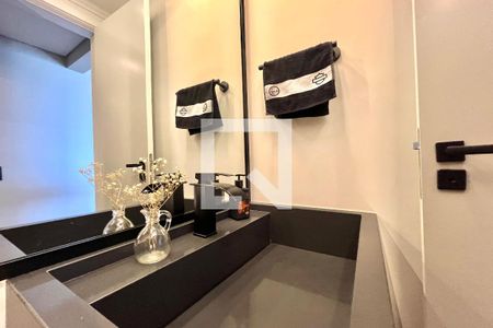 Lavabo de apartamento à venda com 2 quartos, 152m² em Vila Alexandria, São Paulo