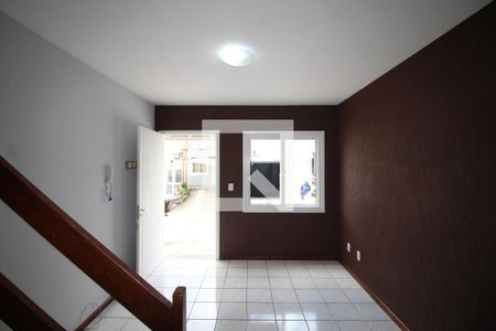 Sala de casa de condomínio à venda com 2 quartos, 75m² em Morro Santana, Porto Alegre