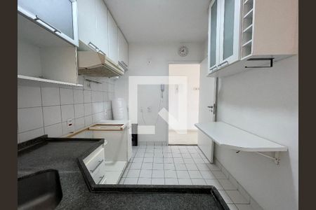 Banheiro de apartamento à venda com 2 quartos, 92m² em Cidade São Francisco, São Paulo