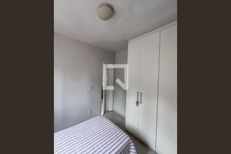 Quarto 1 de apartamento à venda com 2 quartos, 47m² em Parque Bristol, São Paulo