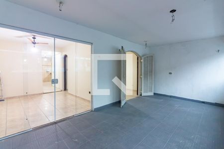 Comodo  de casa para alugar com 1 quarto, 60m² em Jardim Primeiro de Maio (chacara Fazendinha), Osasco