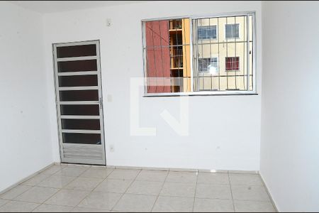 Sala de apartamento para alugar com 2 quartos, 44m² em Jardim Vitoria, Belo Horizonte