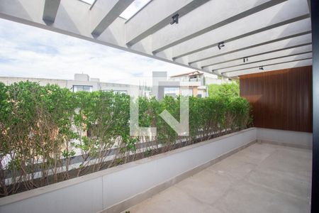 Varanda de casa de condomínio à venda com 3 quartos, 650m² em Estância Silveira, Contagem