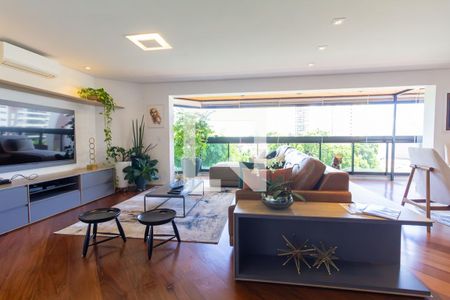 Sala de apartamento à venda com 3 quartos, 200m² em Tatuapé, São Paulo