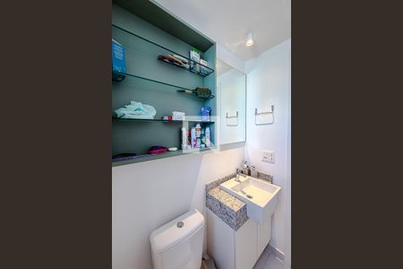 Banheiro de kitnet/studio à venda com 1 quarto, 21m² em Vila Mariana, São Paulo