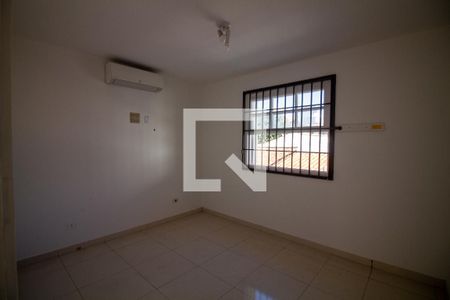 Quarto 1 de casa para alugar com 3 quartos, 120m² em Santo Amaro, São Paulo