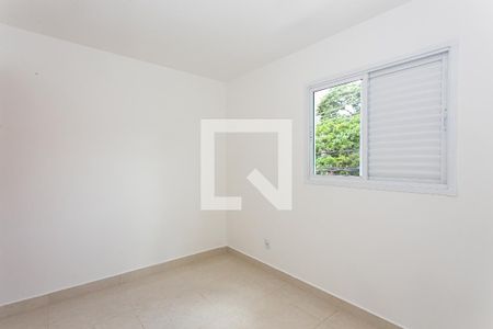 Quarto 1 de apartamento para alugar com 2 quartos, 45m² em Vila Centenario, São Paulo