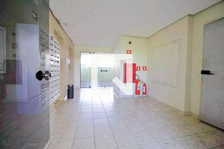Hall social de apartamento à venda com 2 quartos, 53m² em Jardim Monte Alegre, Taboão da Serra