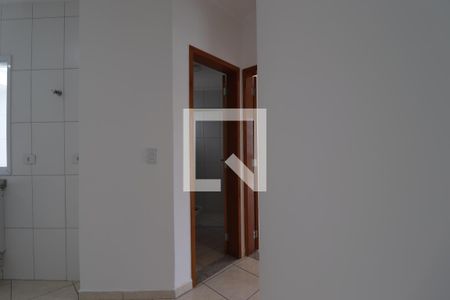 Sala de apartamento para alugar com 2 quartos, 38m² em Jardim Ocara, Santo André