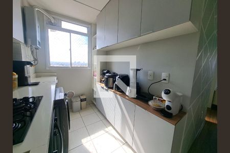 Cozinha de apartamento para alugar com 2 quartos, 45m² em Piratininga, Osasco