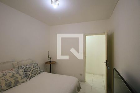 Quarto 2 de casa para alugar com 2 quartos, 120m² em Vila Ema, São Paulo